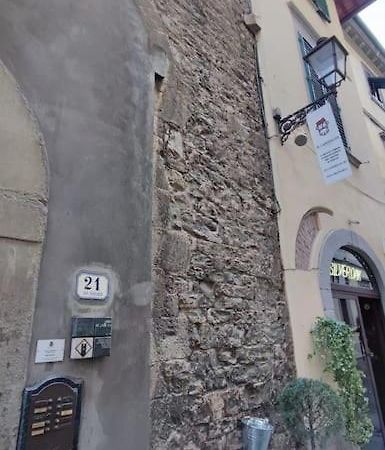 פראטו Appartamento Torre Della Buca מראה חיצוני תמונה