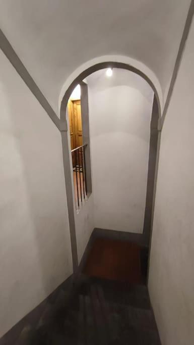 פראטו Appartamento Torre Della Buca מראה חיצוני תמונה