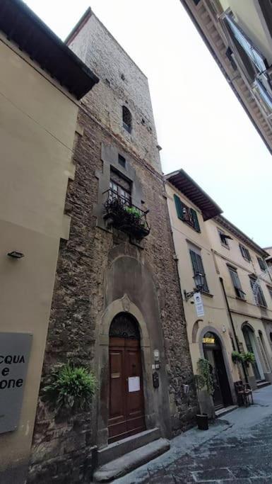 פראטו Appartamento Torre Della Buca מראה חיצוני תמונה